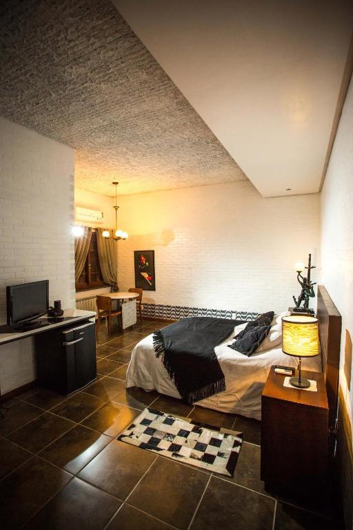 Pier 704 Hotel Canela Room photo
