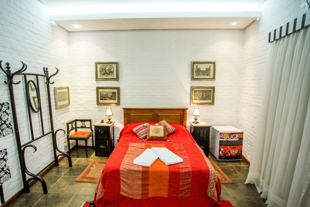 Pier 704 Hotel Canela Room photo