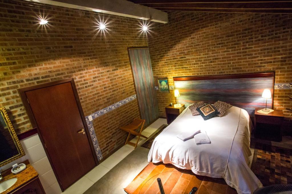 Pier 704 Hotel Canela Room photo