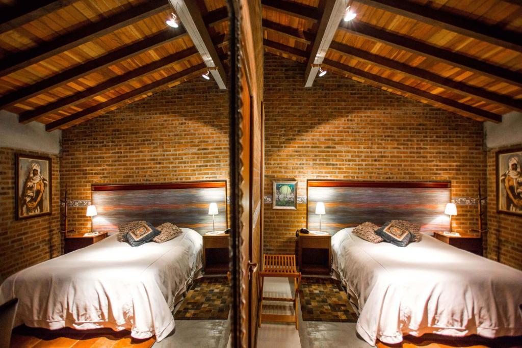 Pier 704 Hotel Canela Room photo