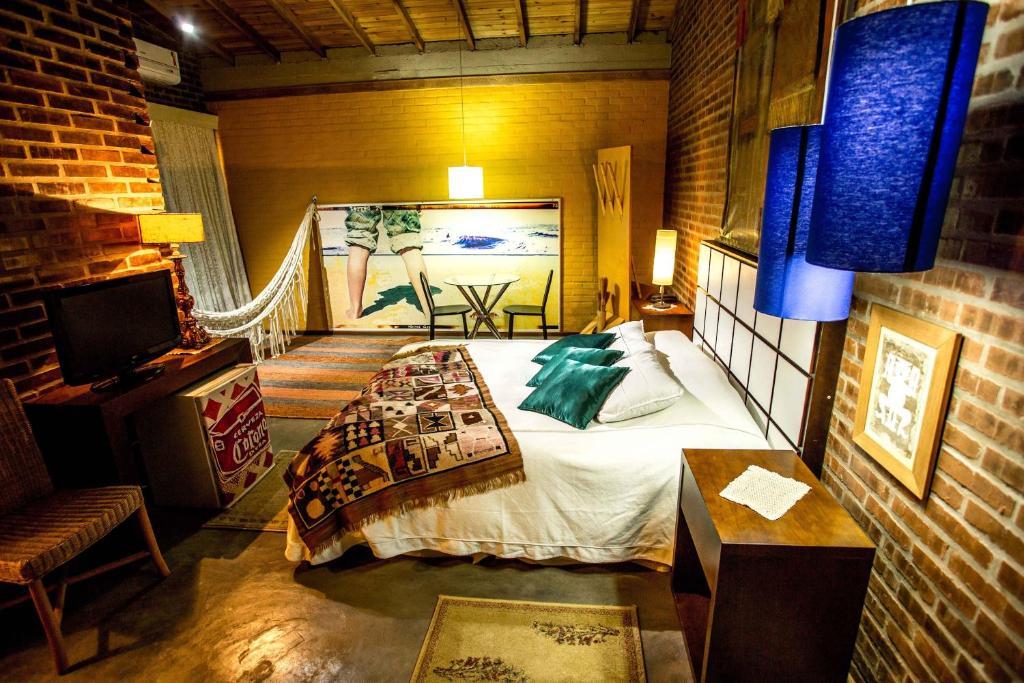Pier 704 Hotel Canela Room photo
